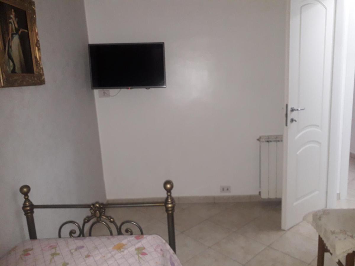 Apartment La Maison Messina Esterno foto
